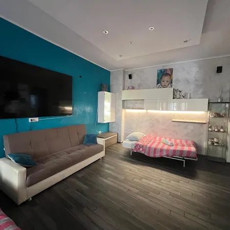 Nathan House,teano * Rome